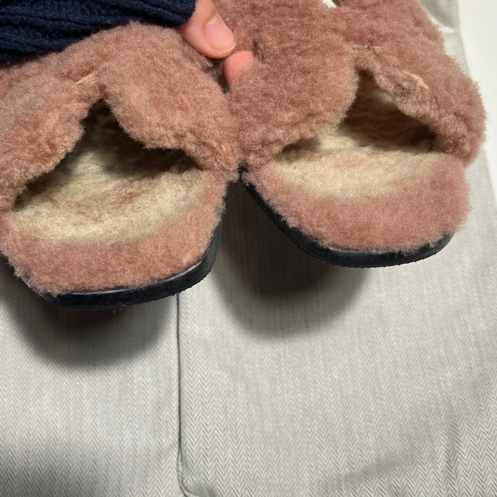 Hermès Shearling Slippers in Pink and Tan - Picture 3 of 9